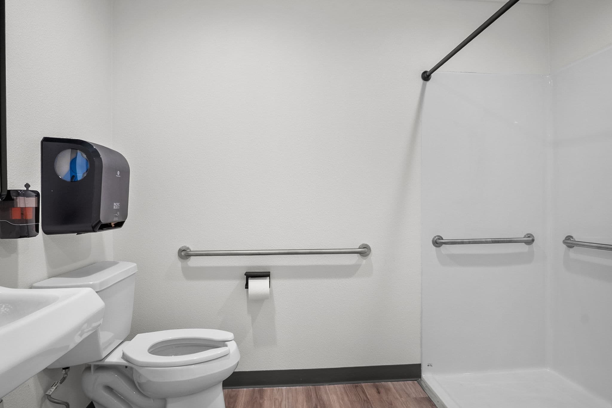 Accessible bathroom with roll-in access