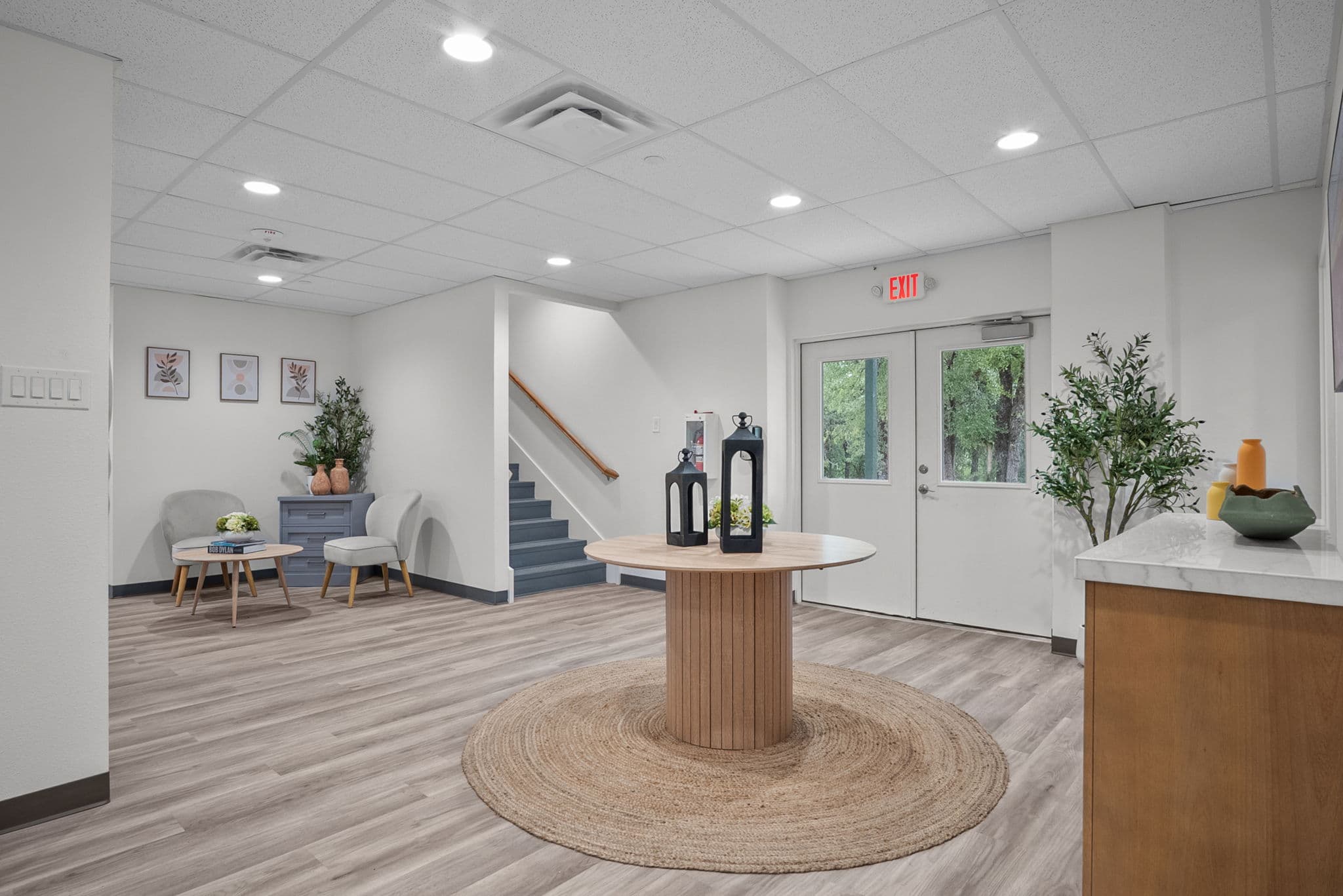 Entry foyer with staircase
